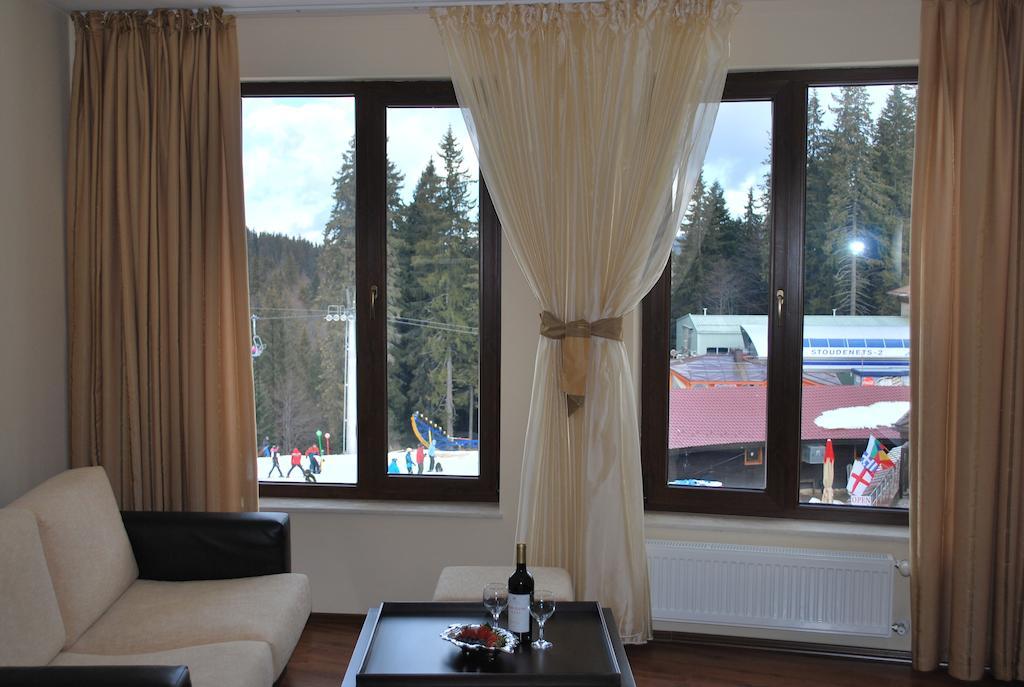 Spider House Aparthotel Pamporovo Rum bild